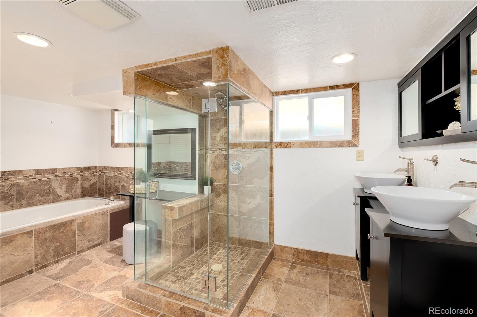 MLS Image #34 for 2780 s pennsylvania street,englewood, Colorado