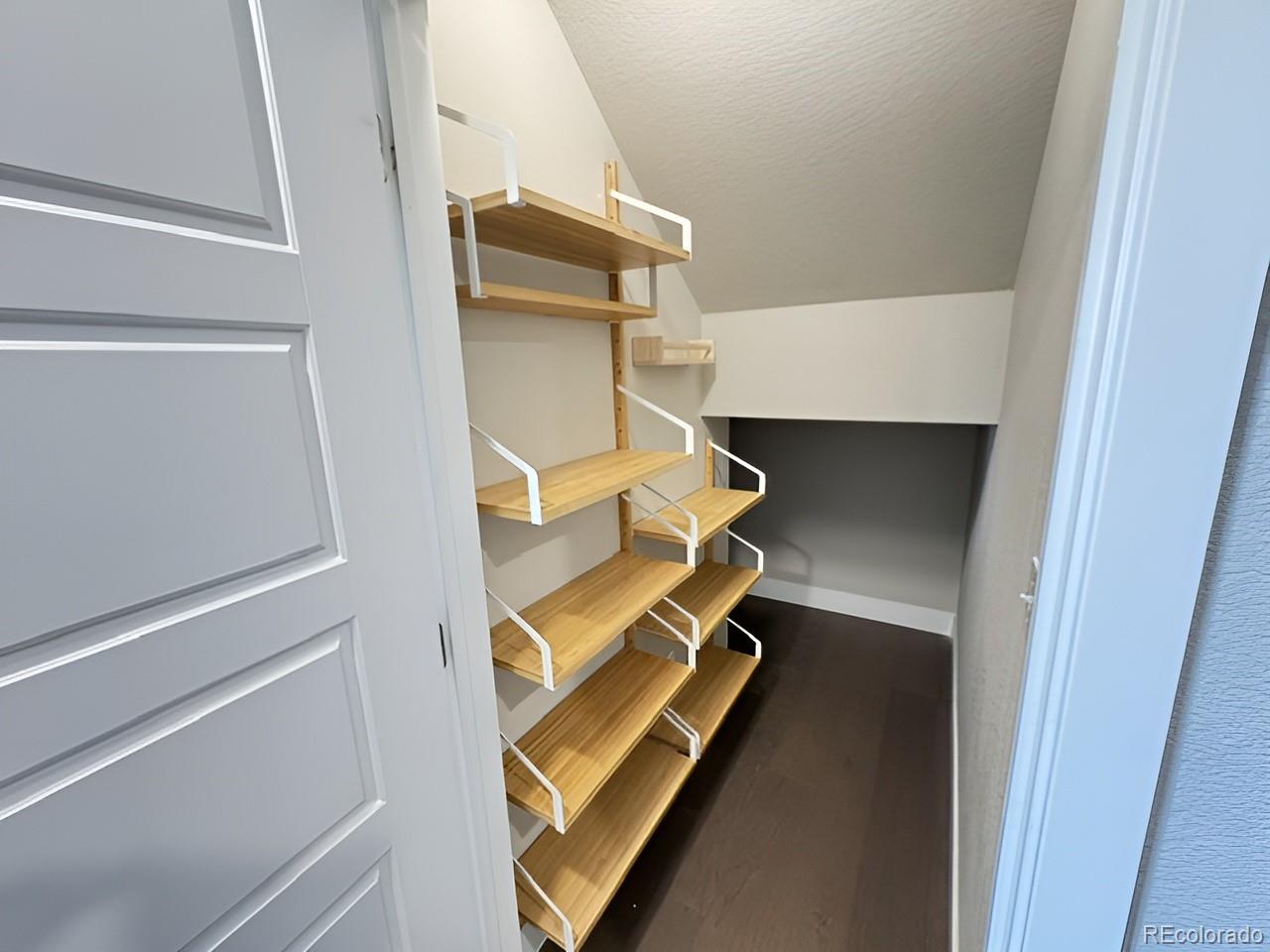 MLS Image #11 for 11137 e 25th avenue,aurora, Colorado