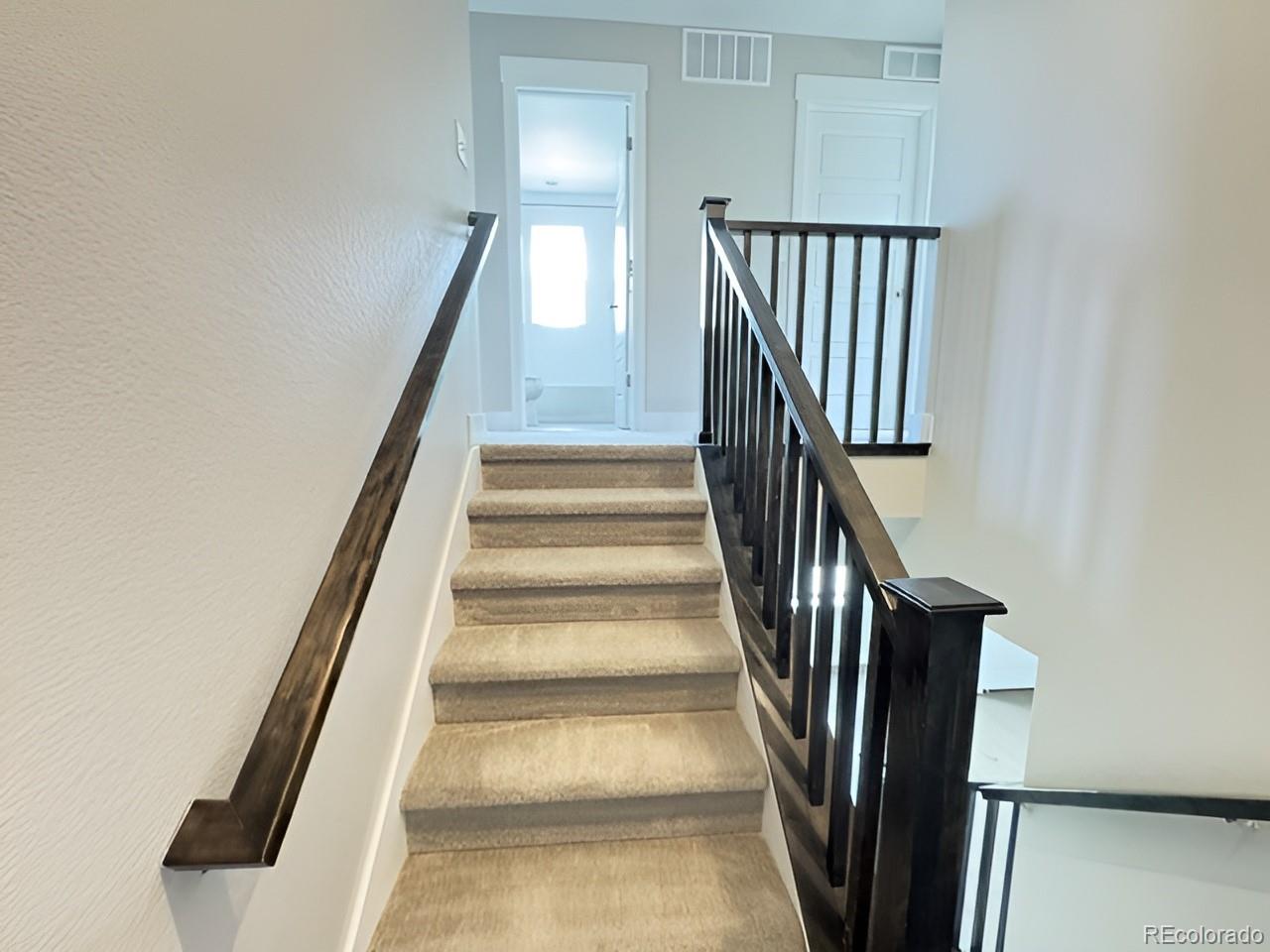 MLS Image #13 for 11137 e 25th avenue,aurora, Colorado
