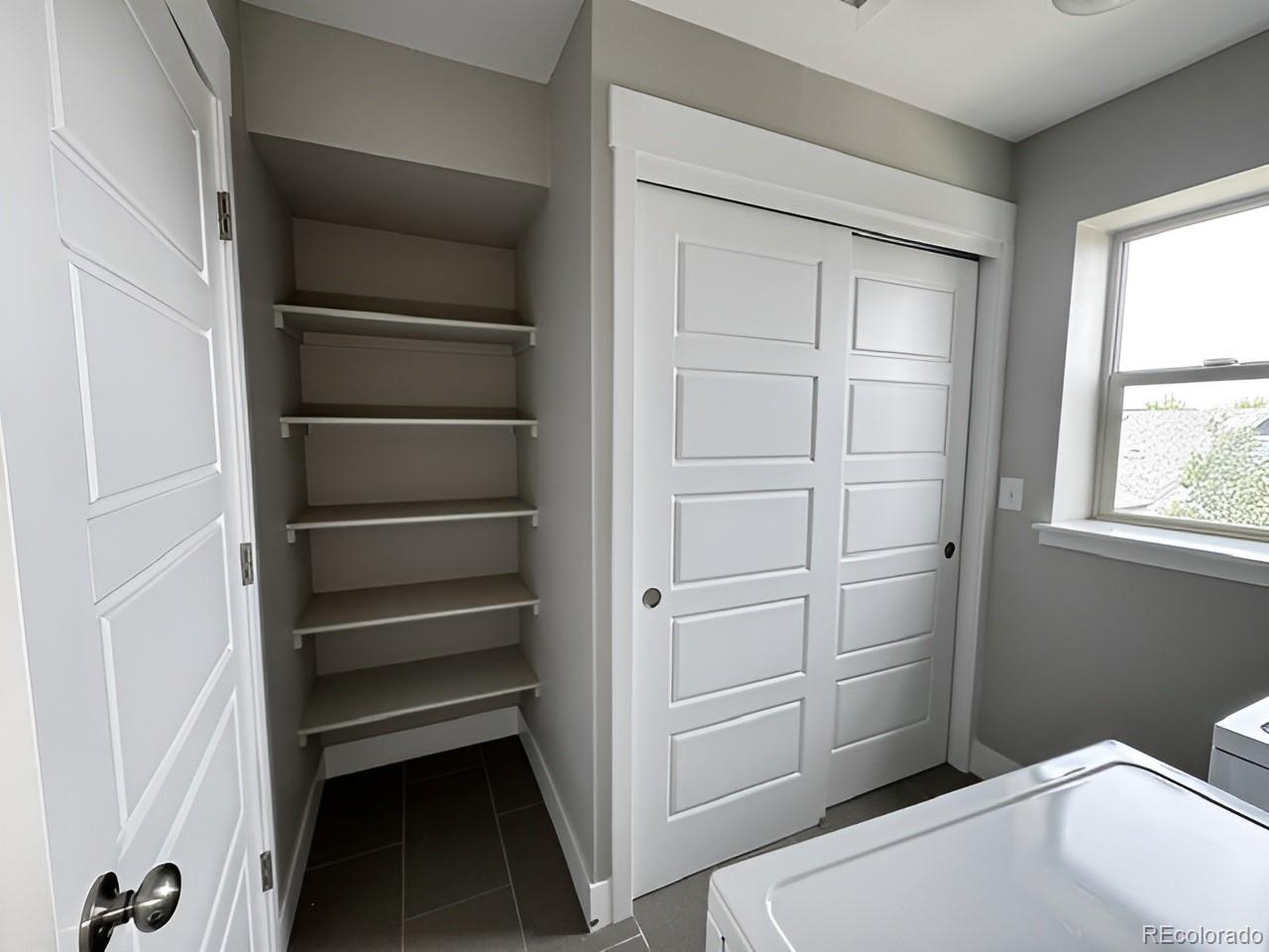 MLS Image #16 for 11137 e 25th avenue,aurora, Colorado
