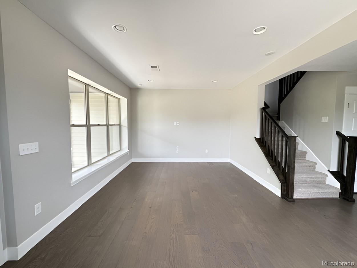 MLS Image #5 for 11137 e 25th avenue,aurora, Colorado