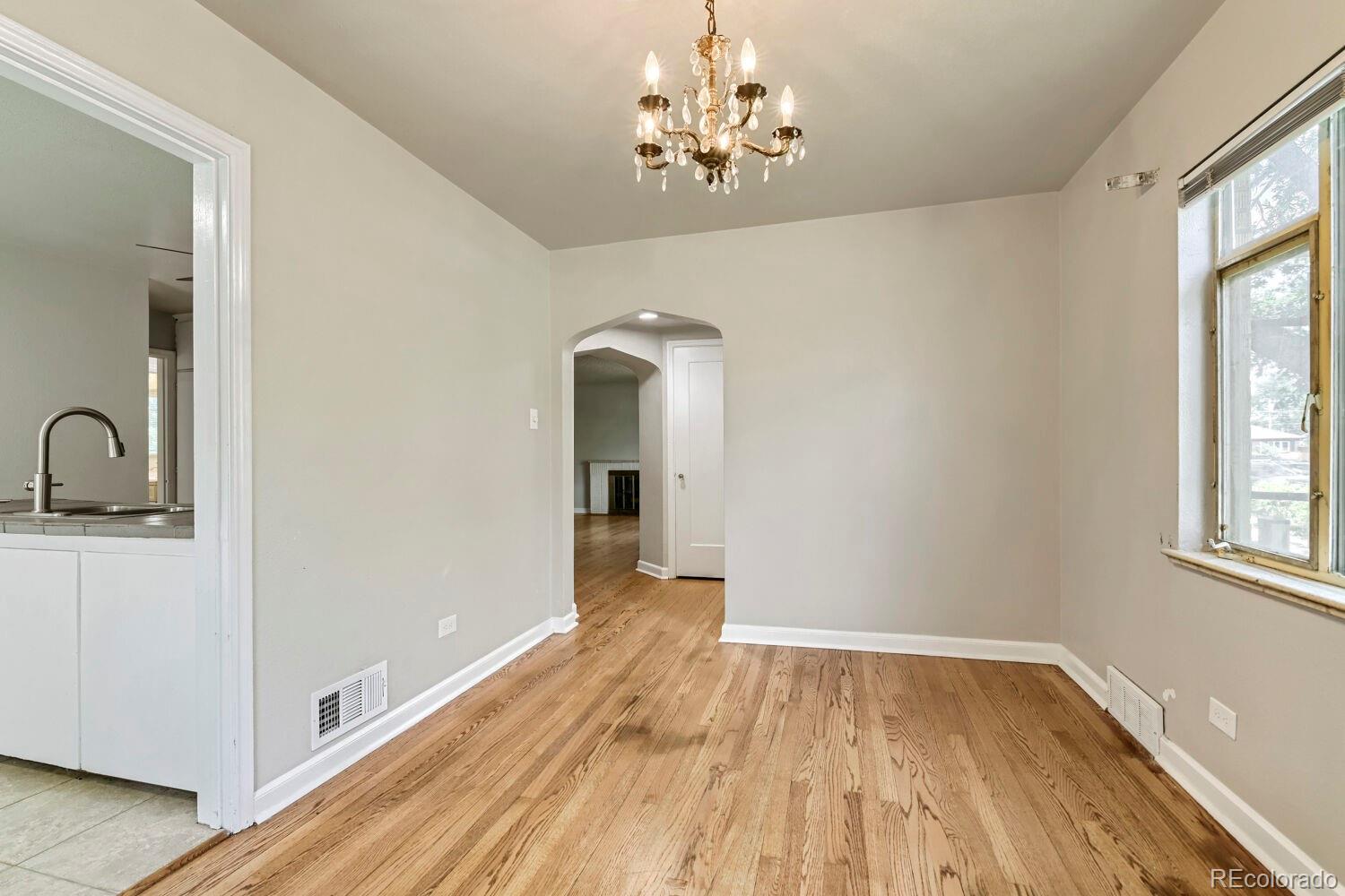 MLS Image #10 for 2875  holly street,denver, Colorado