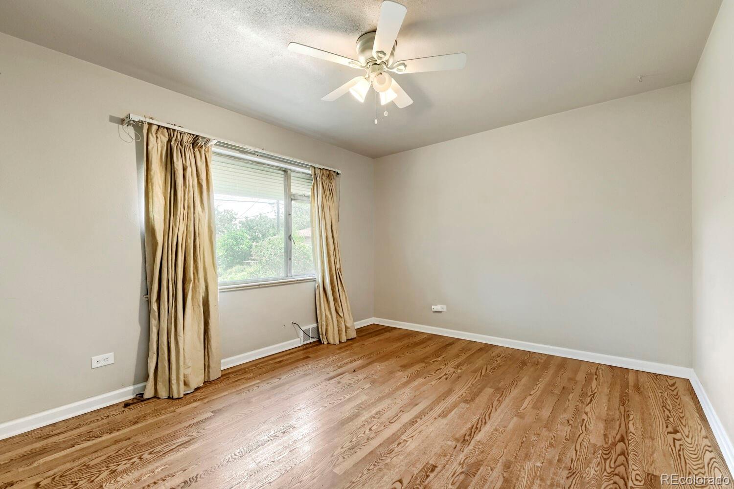 MLS Image #19 for 2875  holly street,denver, Colorado