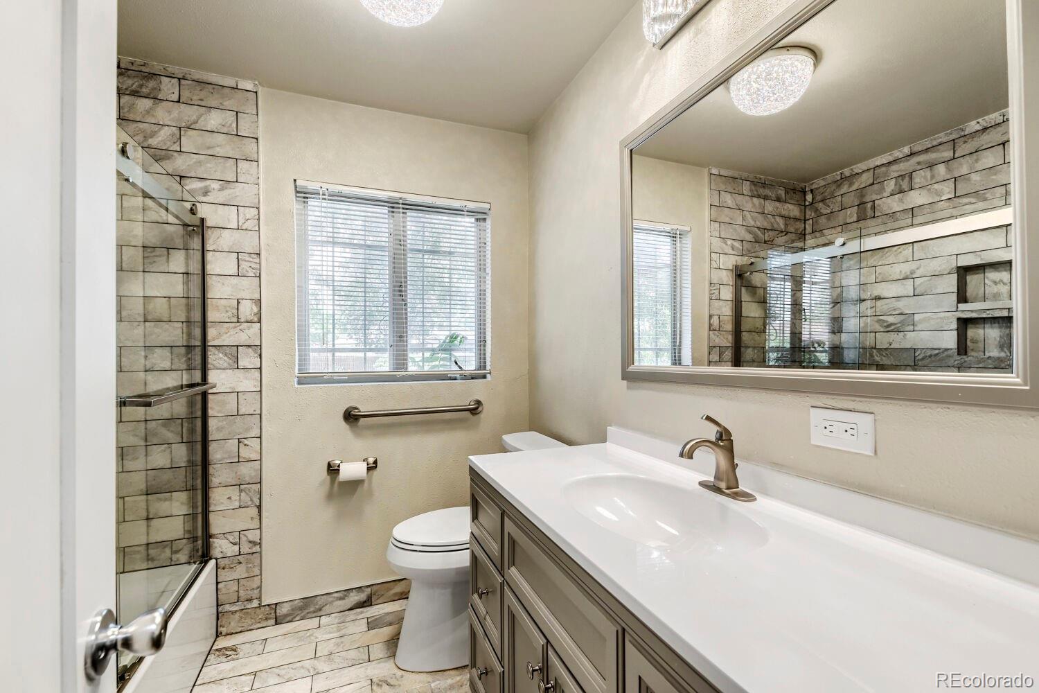 MLS Image #22 for 2875  holly street,denver, Colorado