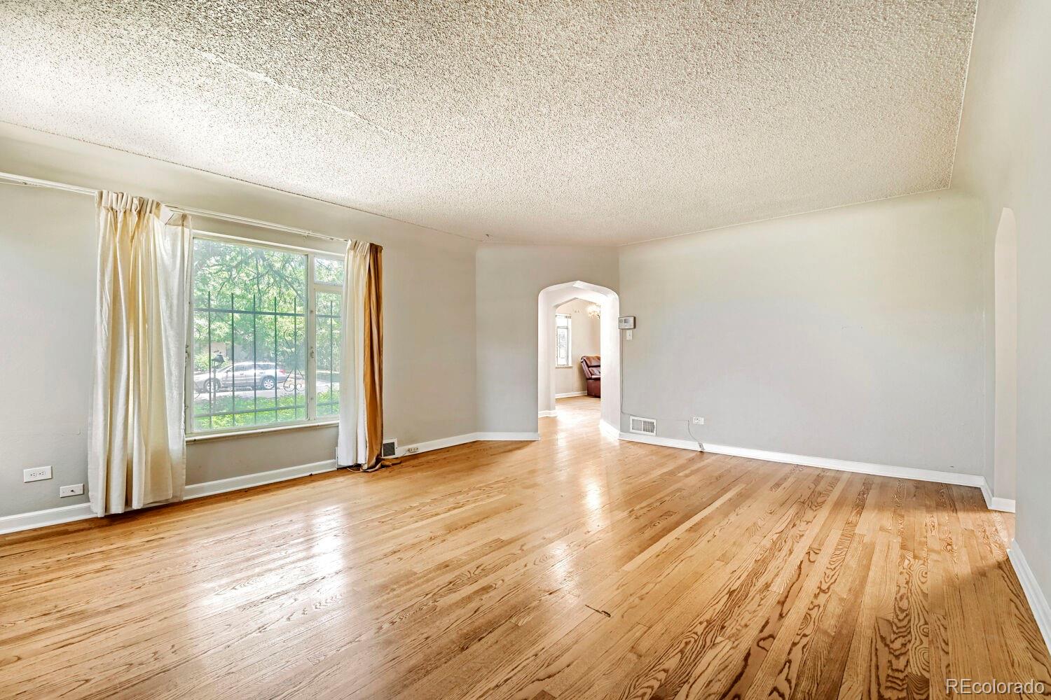 MLS Image #7 for 2875  holly street,denver, Colorado