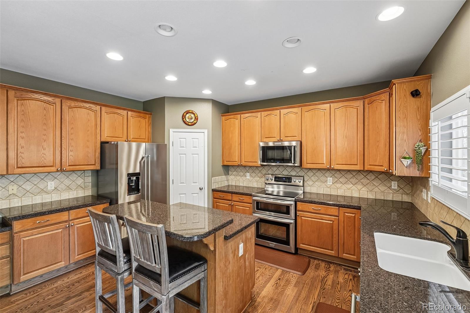 MLS Image #10 for 10053  heywood street,littleton, Colorado