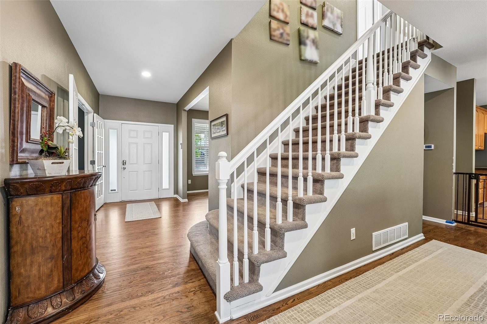 MLS Image #3 for 10053  heywood street,littleton, Colorado