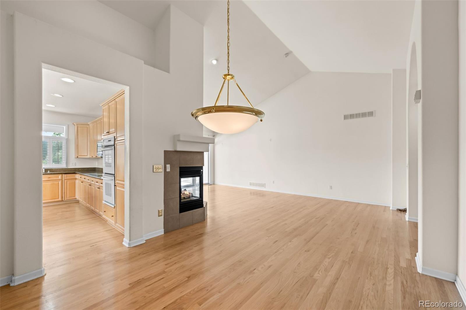 MLS Image #11 for 15  tamerlain court,littleton, Colorado