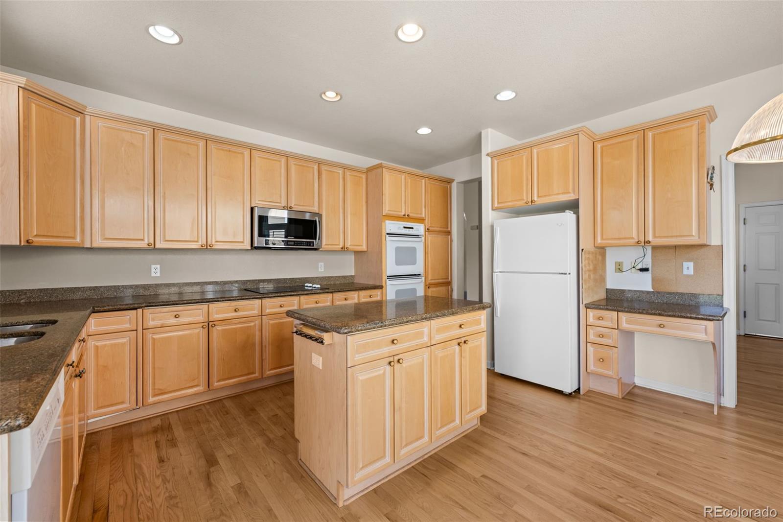 MLS Image #15 for 15  tamerlain court,littleton, Colorado