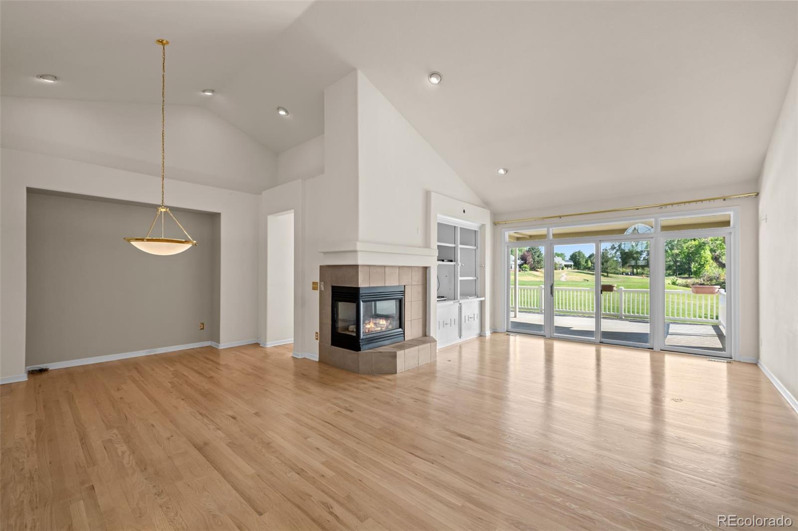 MLS Image #5 for 15  tamerlain court,littleton, Colorado