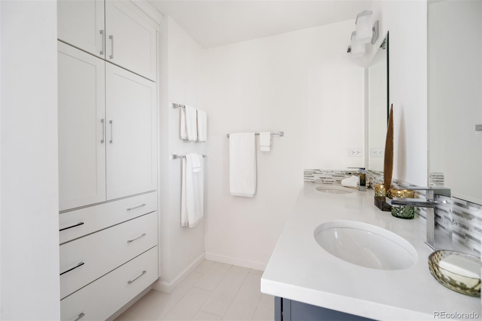 MLS Image #31 for 1299 n gilpin street,denver, Colorado