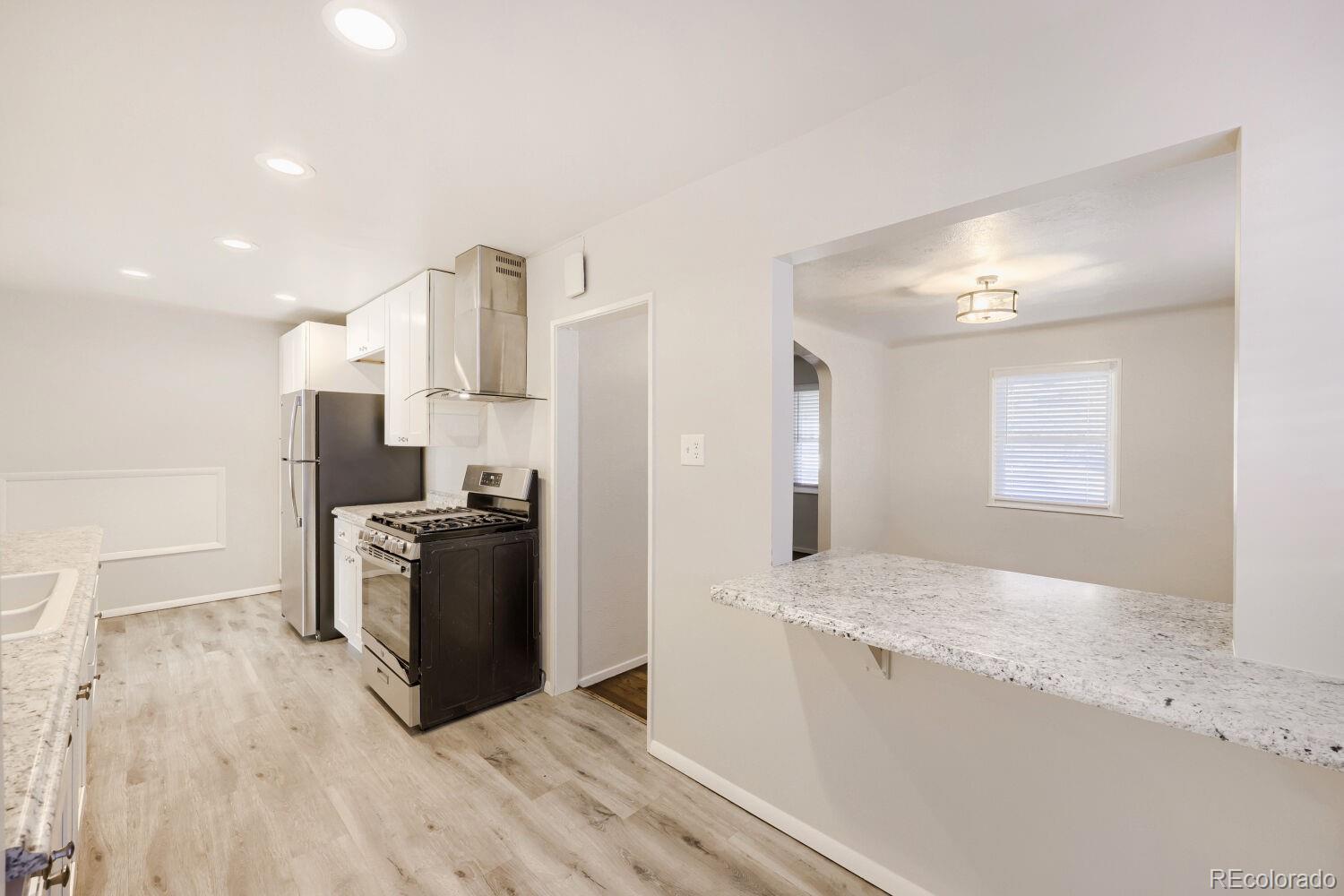 MLS Image #14 for 5166  eliot street,denver, Colorado