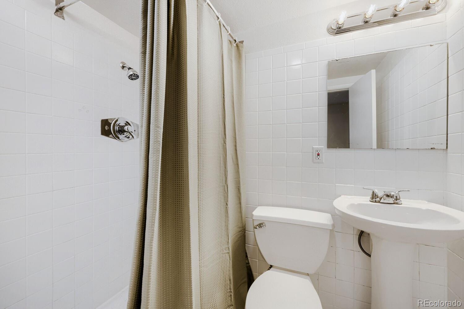 MLS Image #20 for 5166  eliot street,denver, Colorado