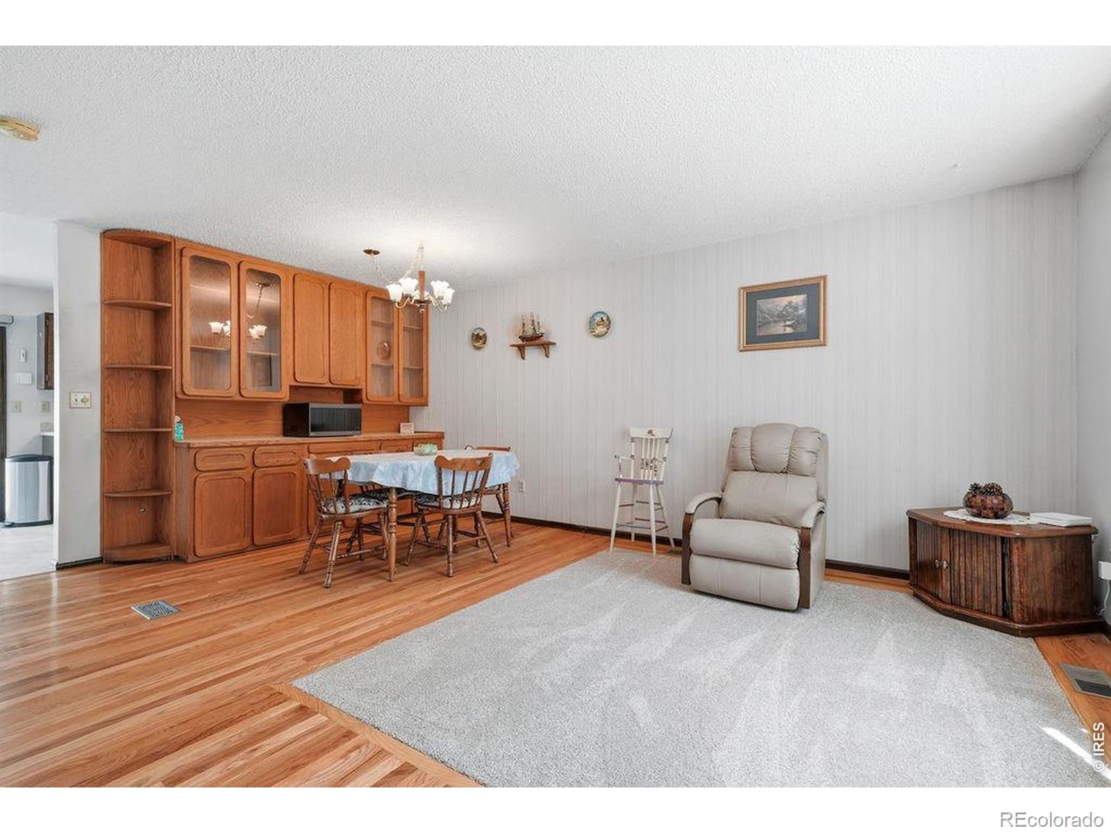 MLS Image #4 for 8240  garland drive,arvada, Colorado