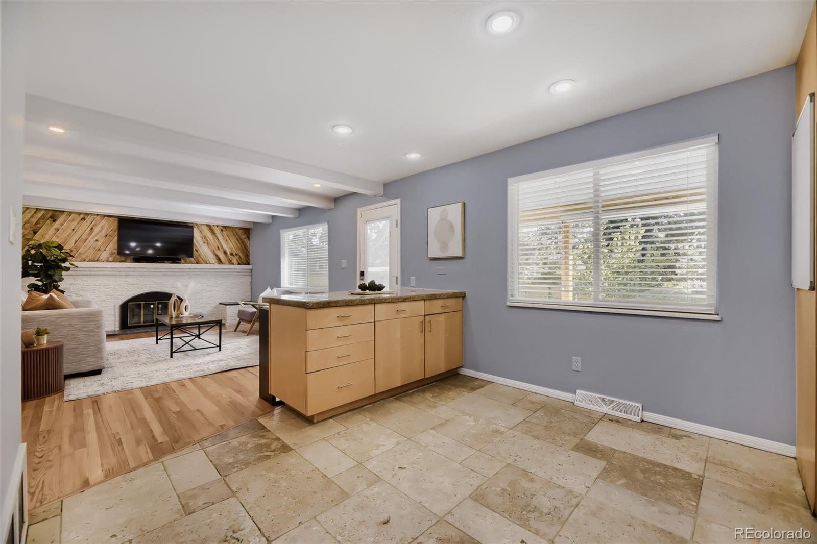 MLS Image #10 for 3141 s jasmine way,denver, Colorado