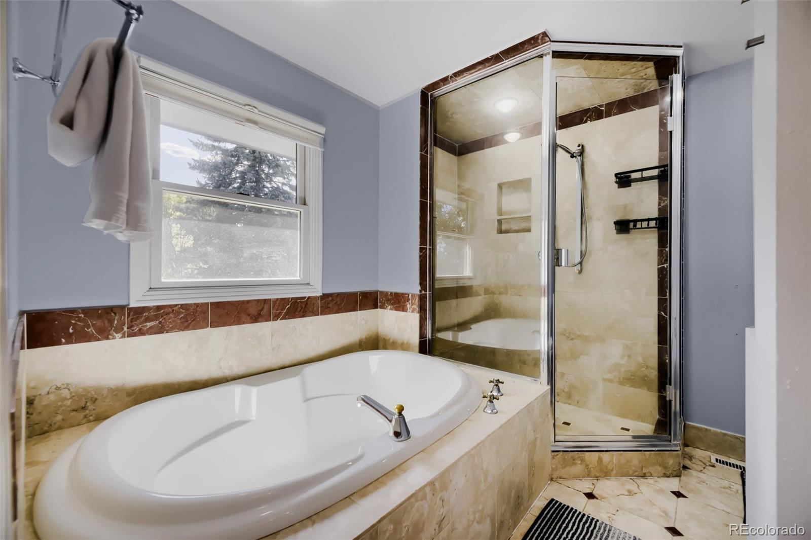 MLS Image #16 for 3141 s jasmine way,denver, Colorado