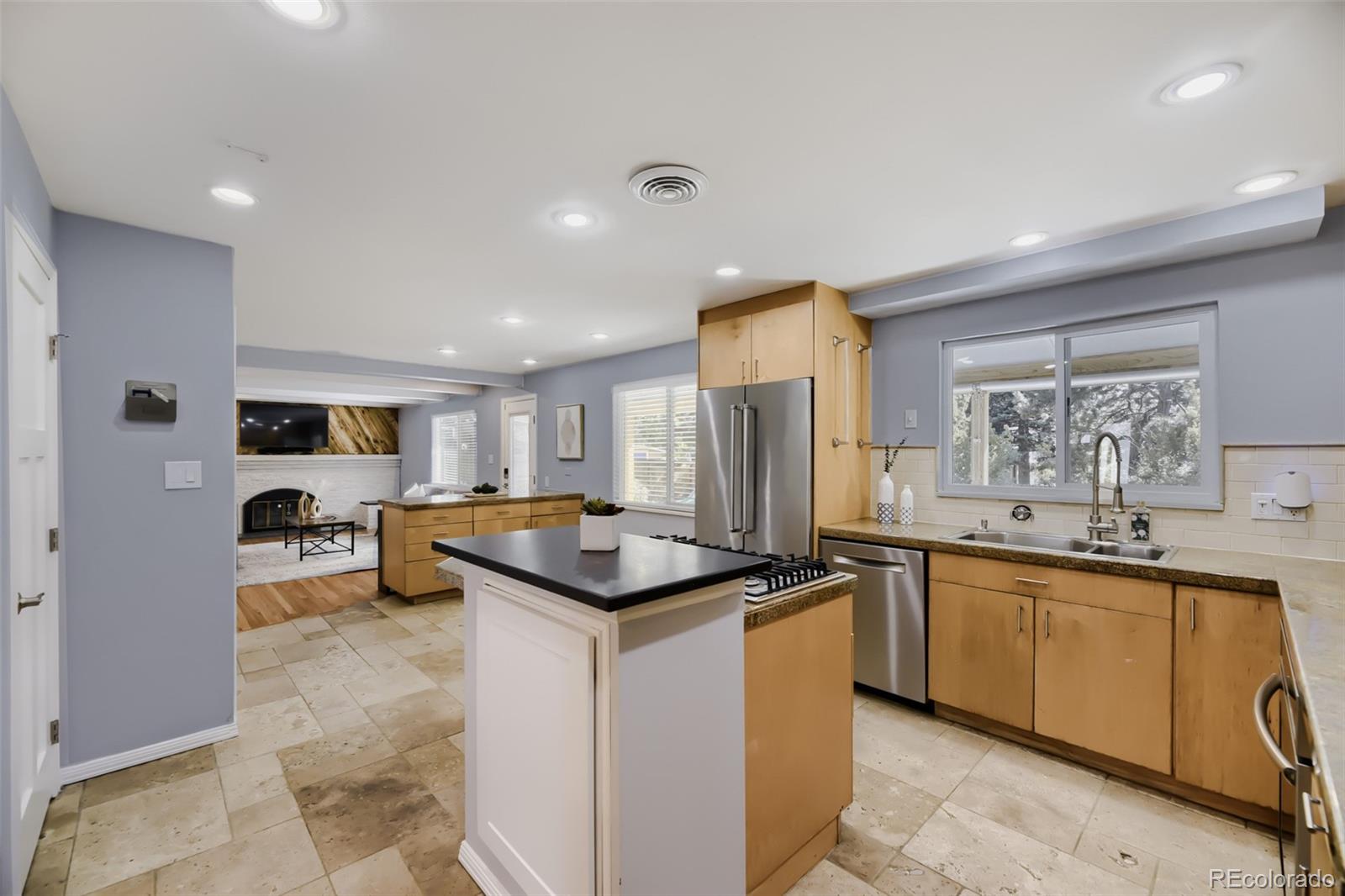MLS Image #7 for 3141 s jasmine way,denver, Colorado