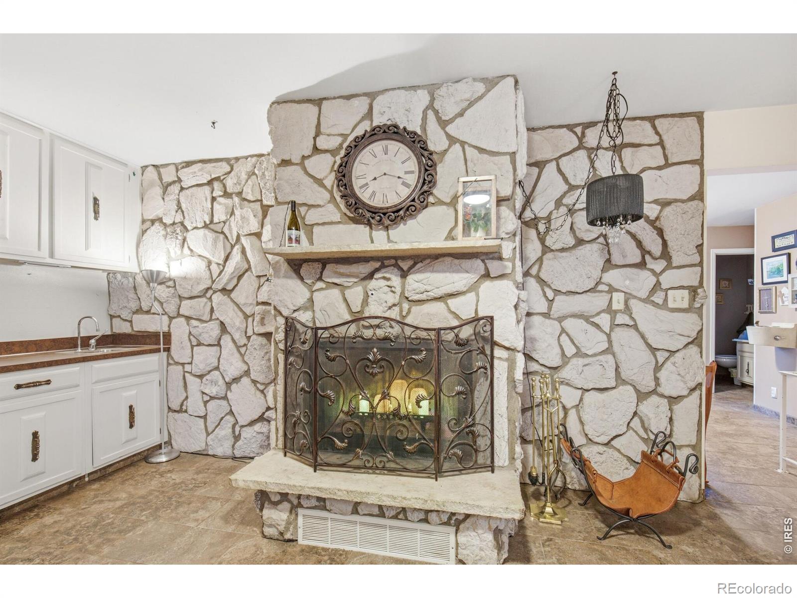 MLS Image #10 for 1922  26th avenue,greeley, Colorado