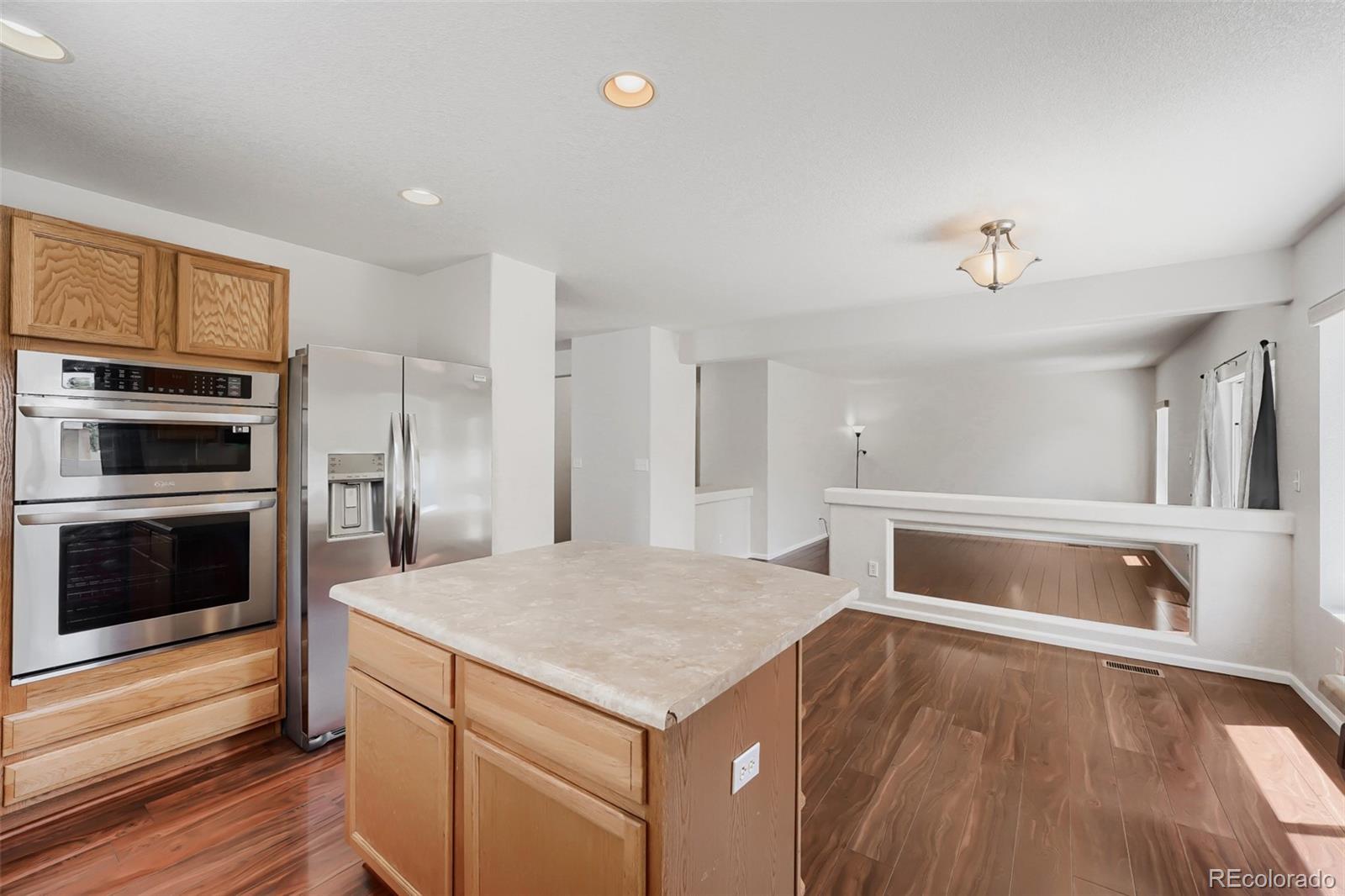 MLS Image #10 for 19034  burlington place,denver, Colorado