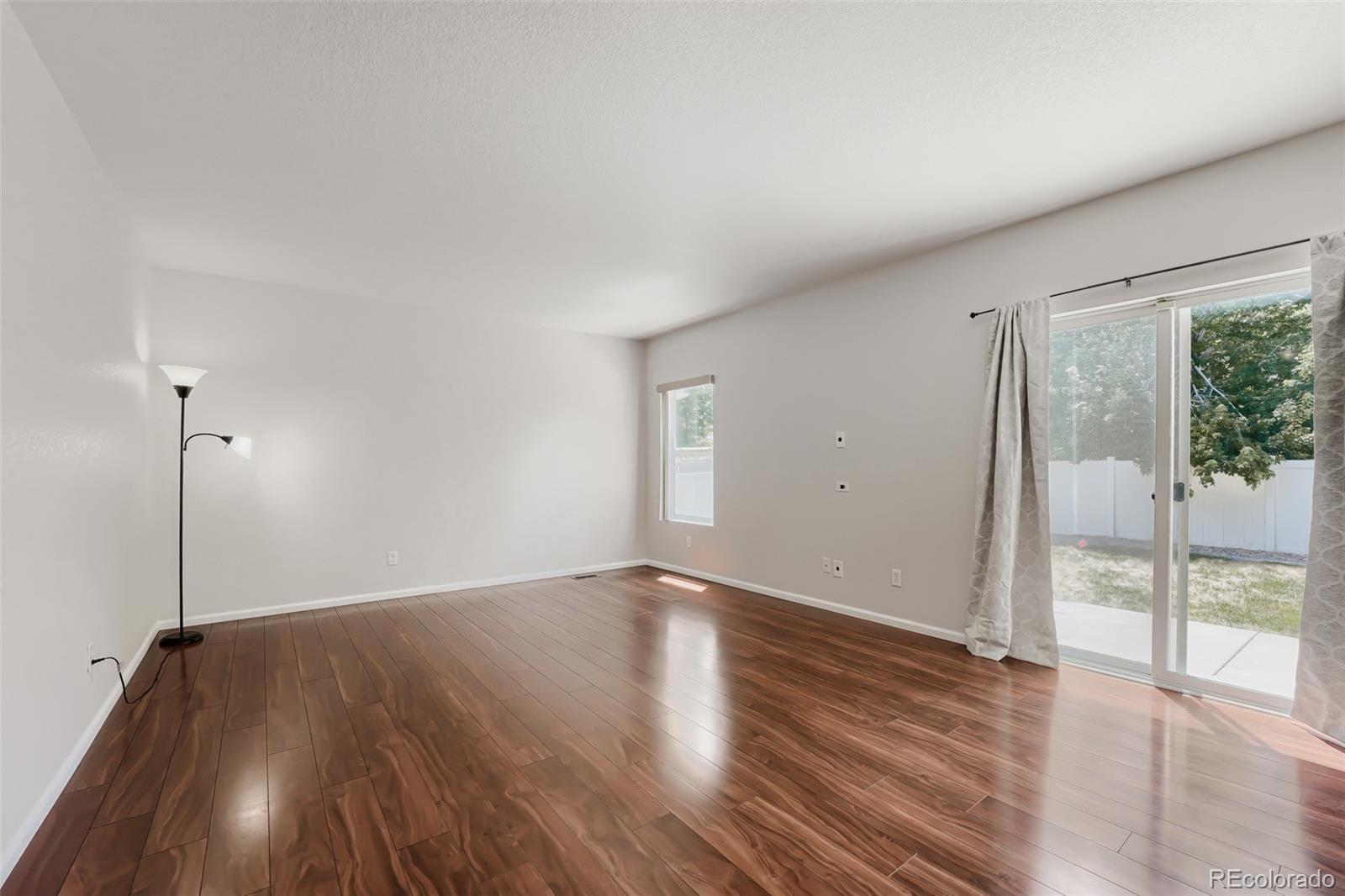 MLS Image #15 for 19034  burlington place,denver, Colorado