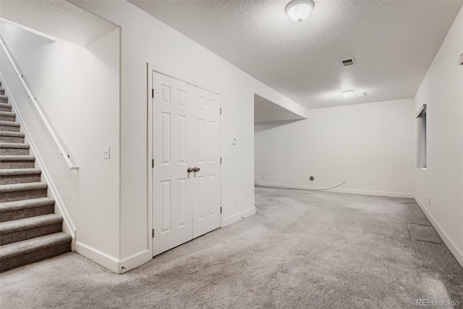 MLS Image #38 for 19034  burlington place,denver, Colorado