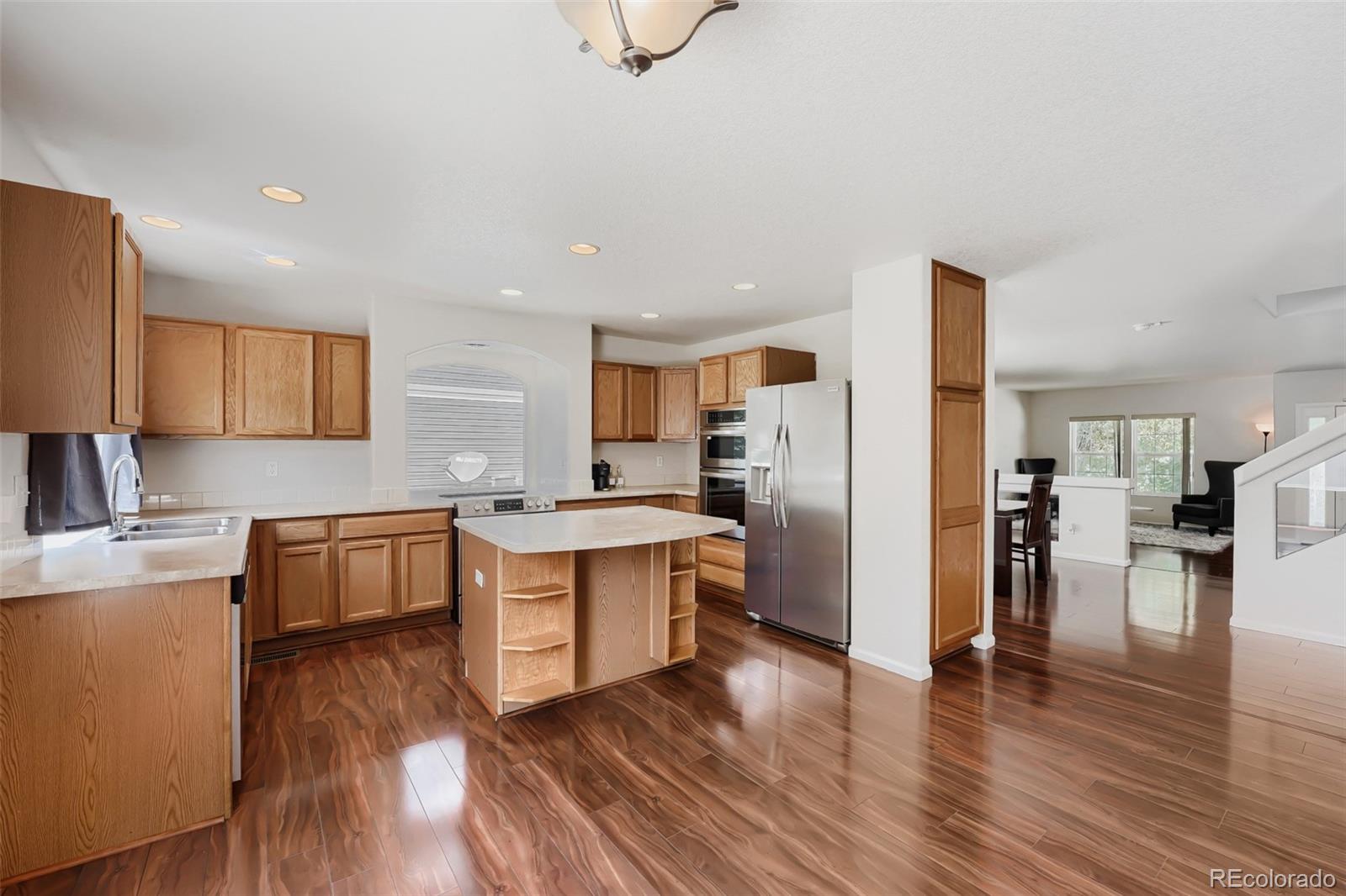 MLS Image #9 for 19034  burlington place,denver, Colorado