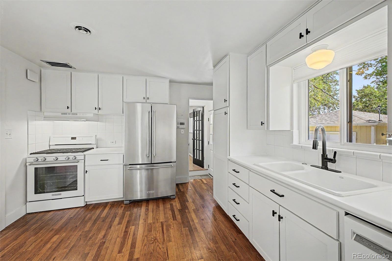 MLS Image #12 for 3776 s sherman street,englewood, Colorado