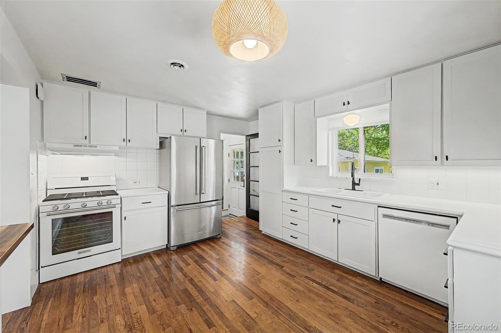 MLS Image #8 for 3776 s sherman street,englewood, Colorado