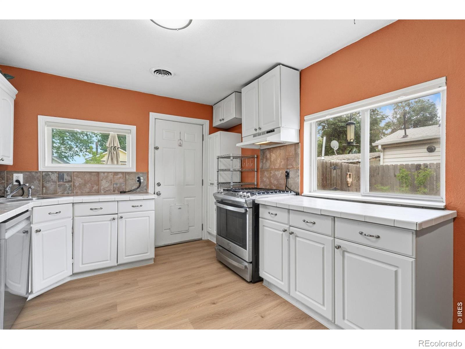 MLS Image #9 for 136  2nd street,fort collins, Colorado