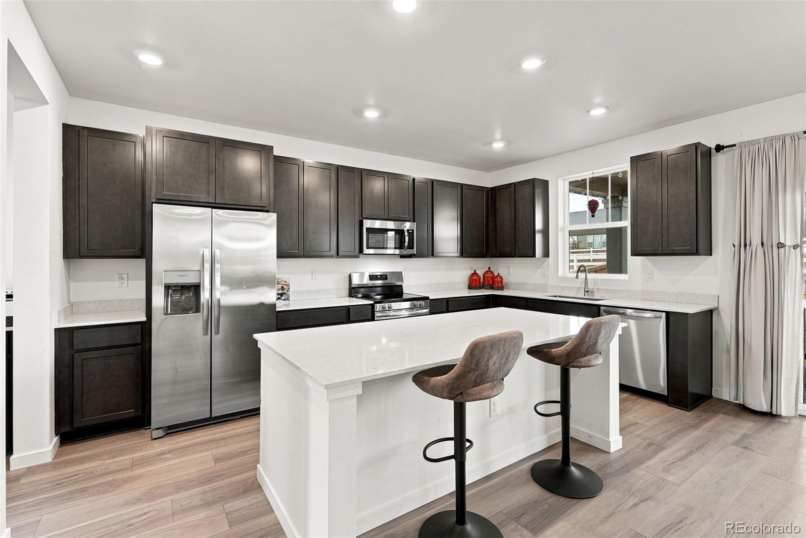 MLS Image #3 for 2144 s fultondale court,aurora, Colorado