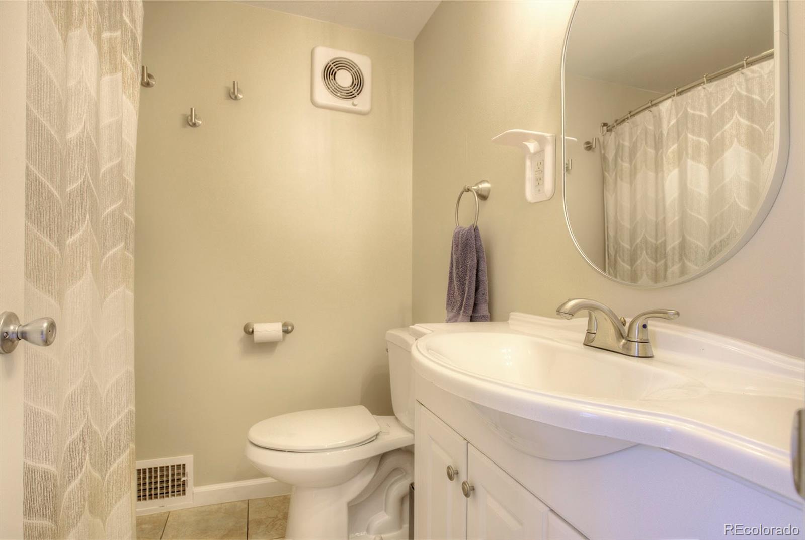 MLS Image #20 for 5656 s elmwood street,littleton, Colorado
