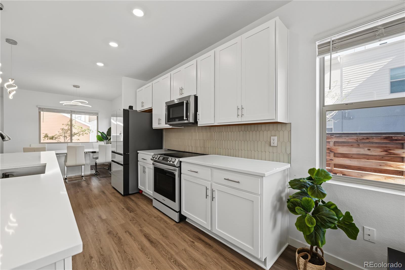 MLS Image #12 for 6875  juniper lane,arvada, Colorado