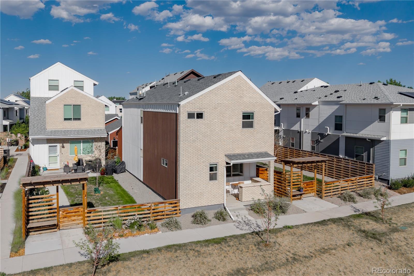 MLS Image #2 for 6875  juniper lane,arvada, Colorado