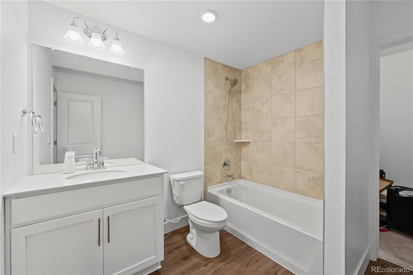 MLS Image #22 for 6875  juniper lane,arvada, Colorado