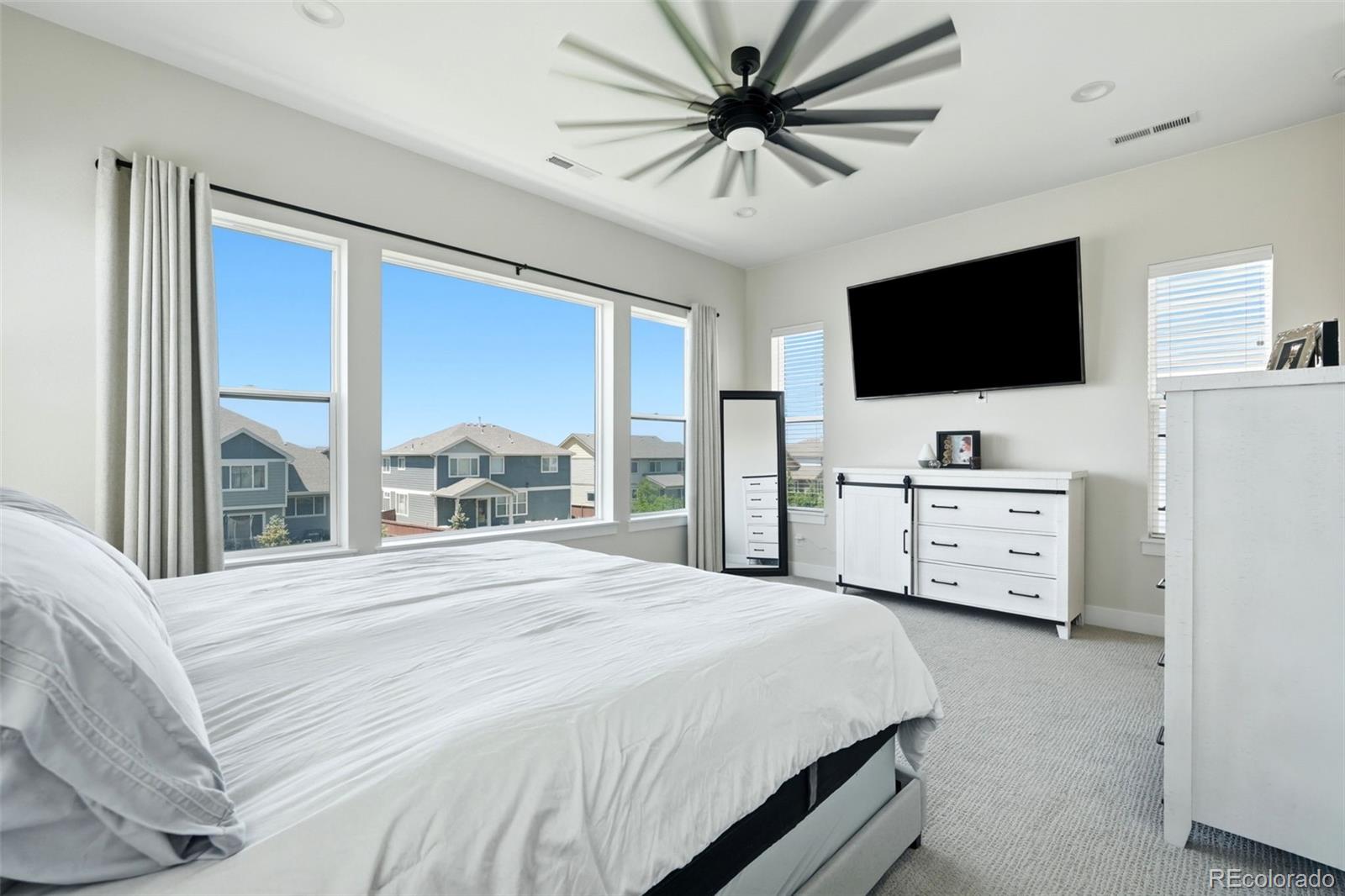 MLS Image #19 for 1702  branching canopy drive,windsor, Colorado