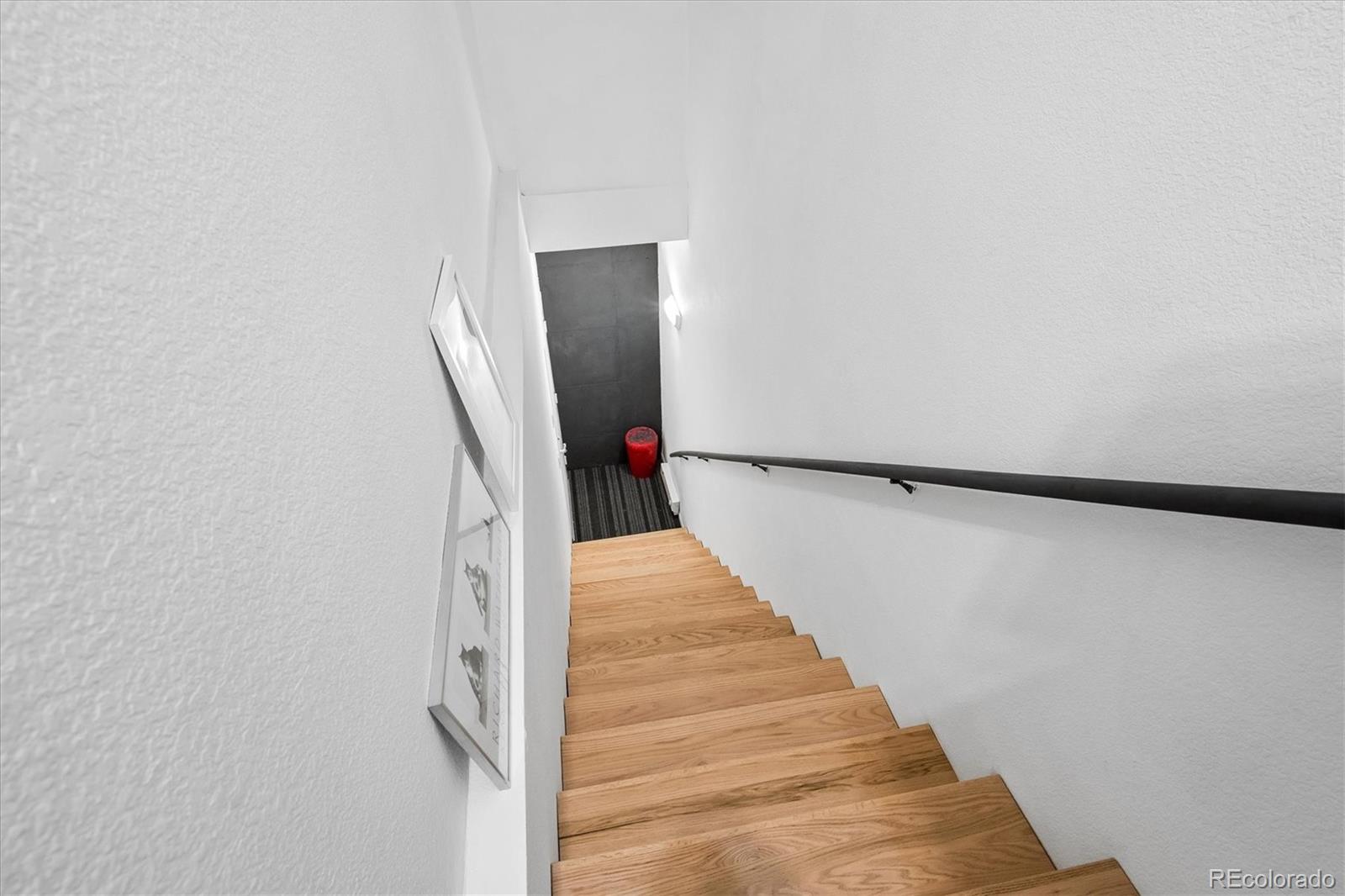 MLS Image #16 for 220  roslyn street 701,denver, Colorado