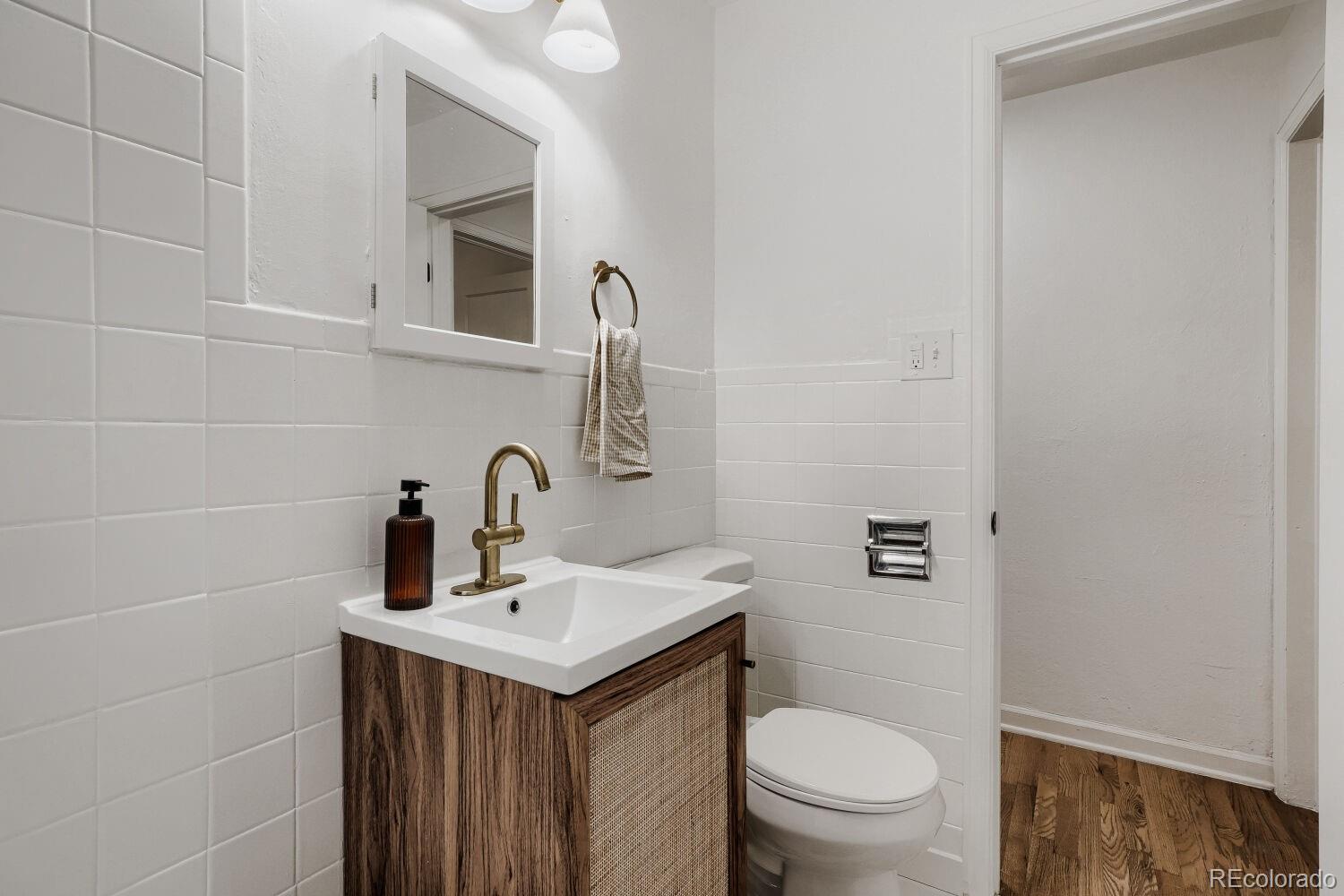 MLS Image #13 for 2985  ivanhoe street,denver, Colorado