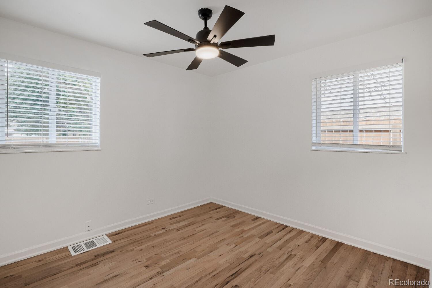 MLS Image #17 for 2985  ivanhoe street,denver, Colorado