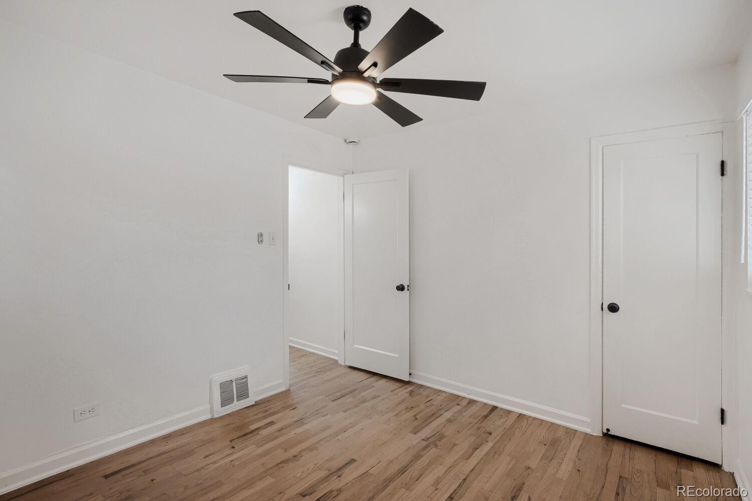 MLS Image #18 for 2985  ivanhoe street,denver, Colorado