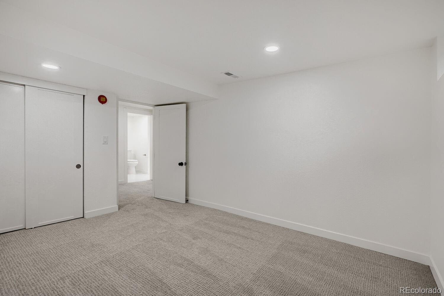 MLS Image #23 for 2985  ivanhoe street,denver, Colorado