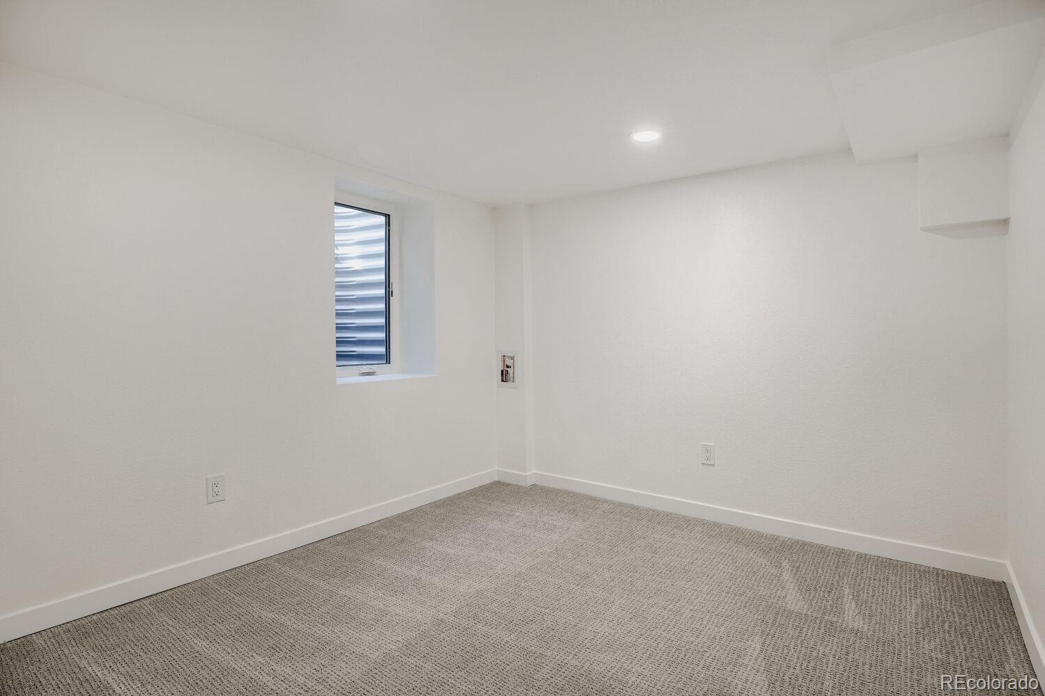 MLS Image #24 for 2985  ivanhoe street,denver, Colorado