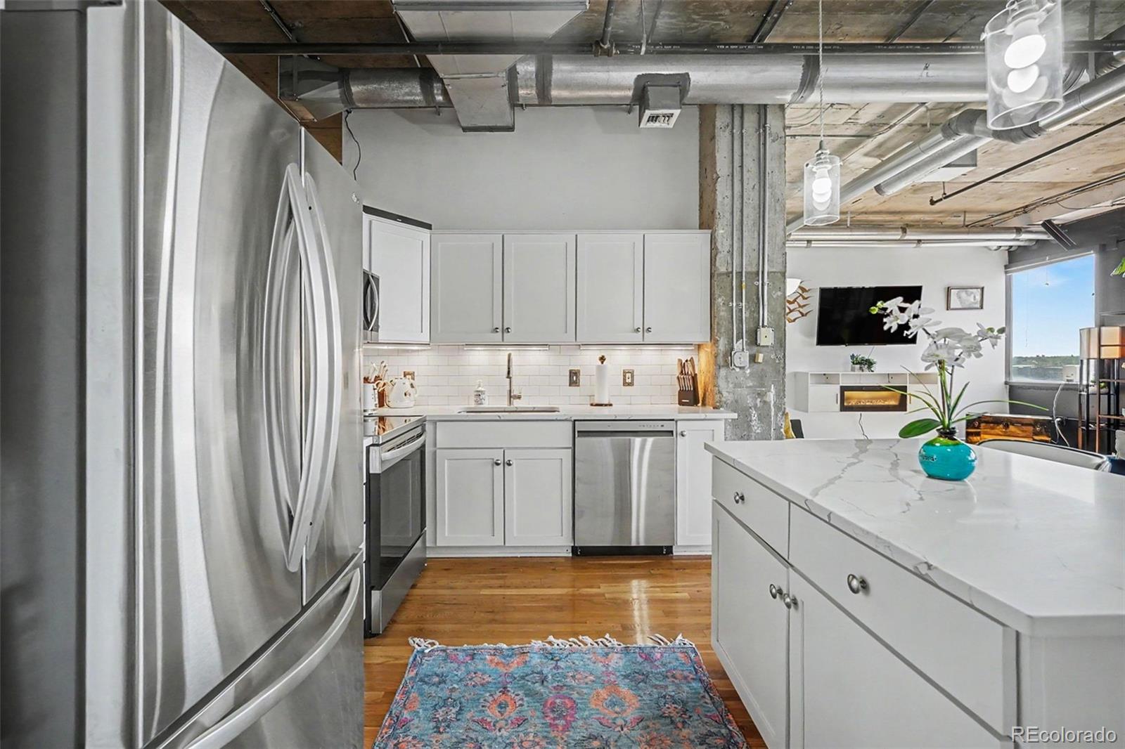 MLS Image #10 for 2020  arapahoe street,denver, Colorado