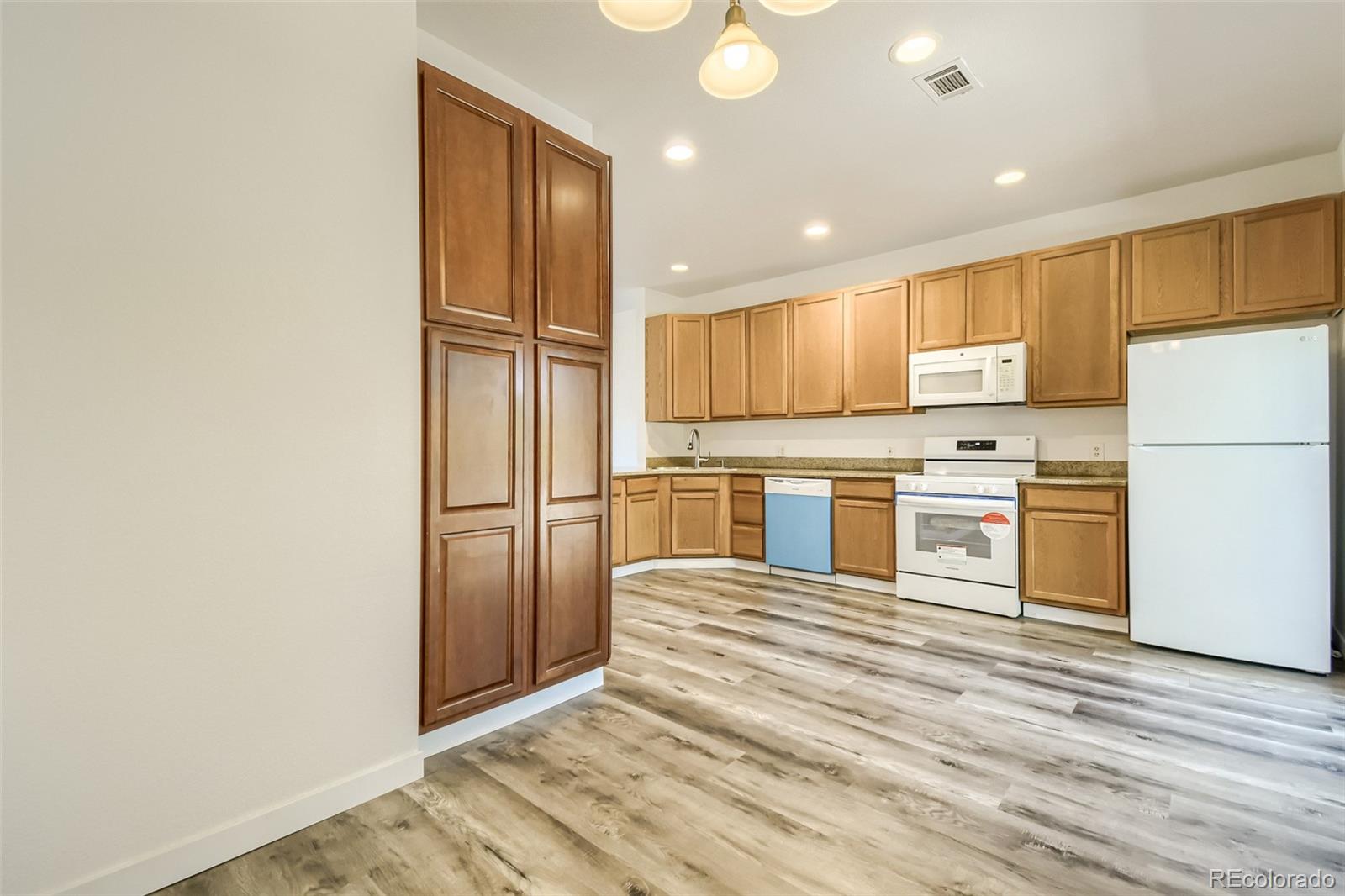 MLS Image #15 for 9767  cherry lane ,thornton, Colorado