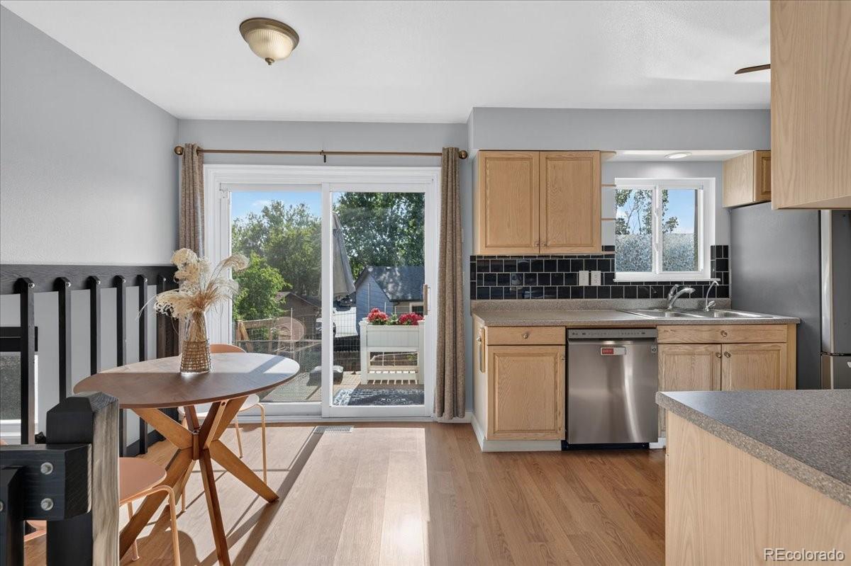 MLS Image #12 for 1717 s mobile street,aurora, Colorado