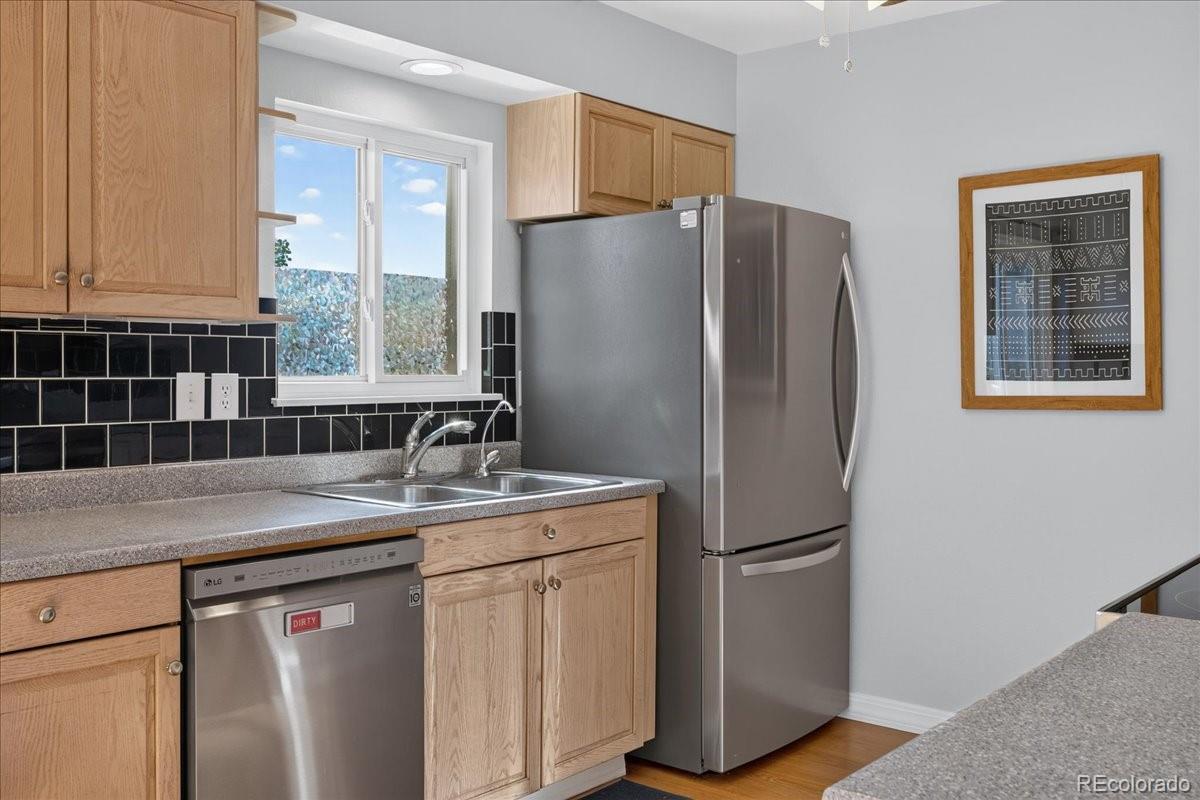 MLS Image #13 for 1717 s mobile street,aurora, Colorado