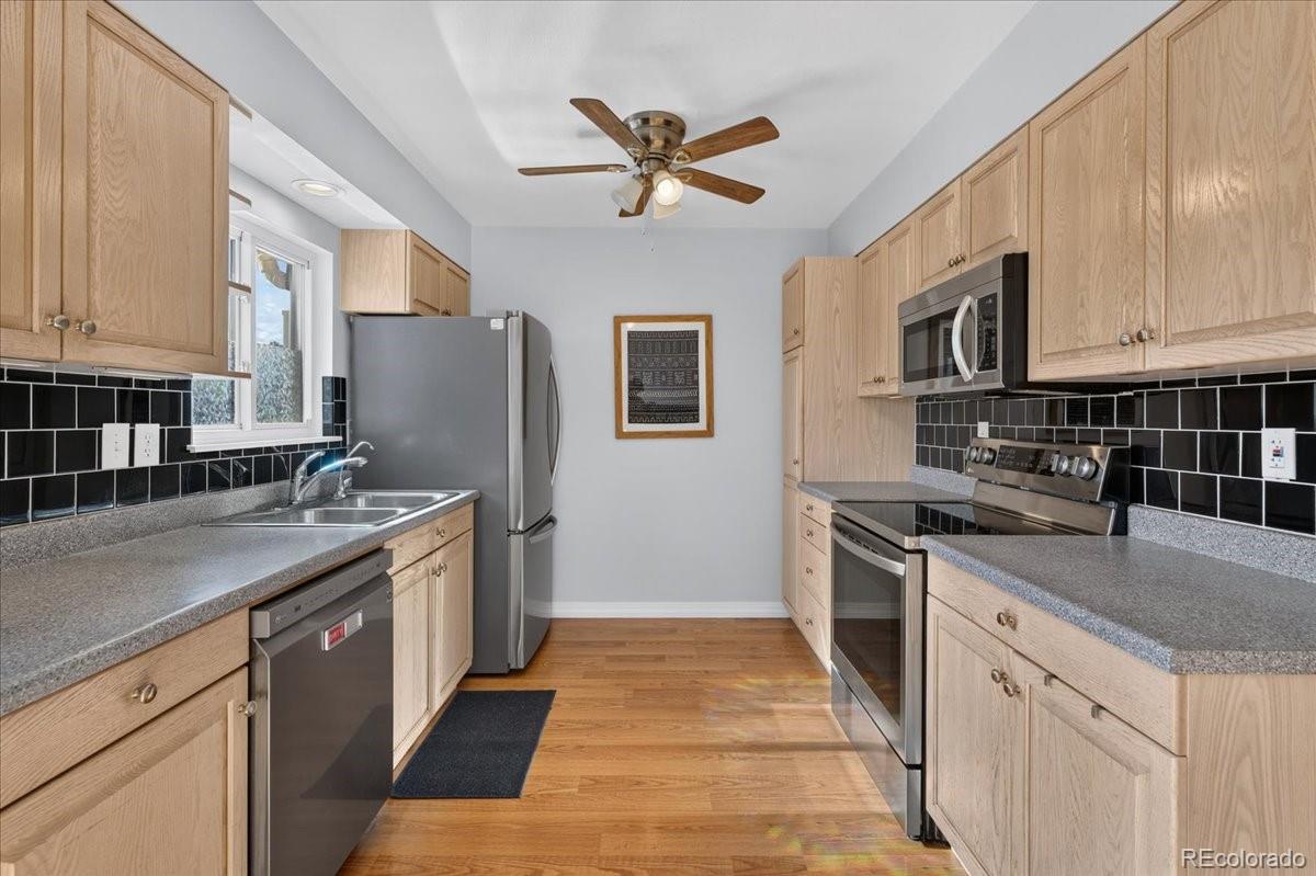 MLS Image #14 for 1717 s mobile street,aurora, Colorado