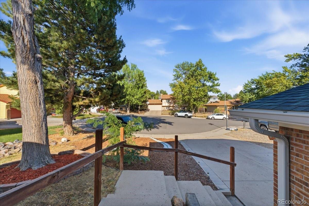 MLS Image #4 for 1717 s mobile street,aurora, Colorado