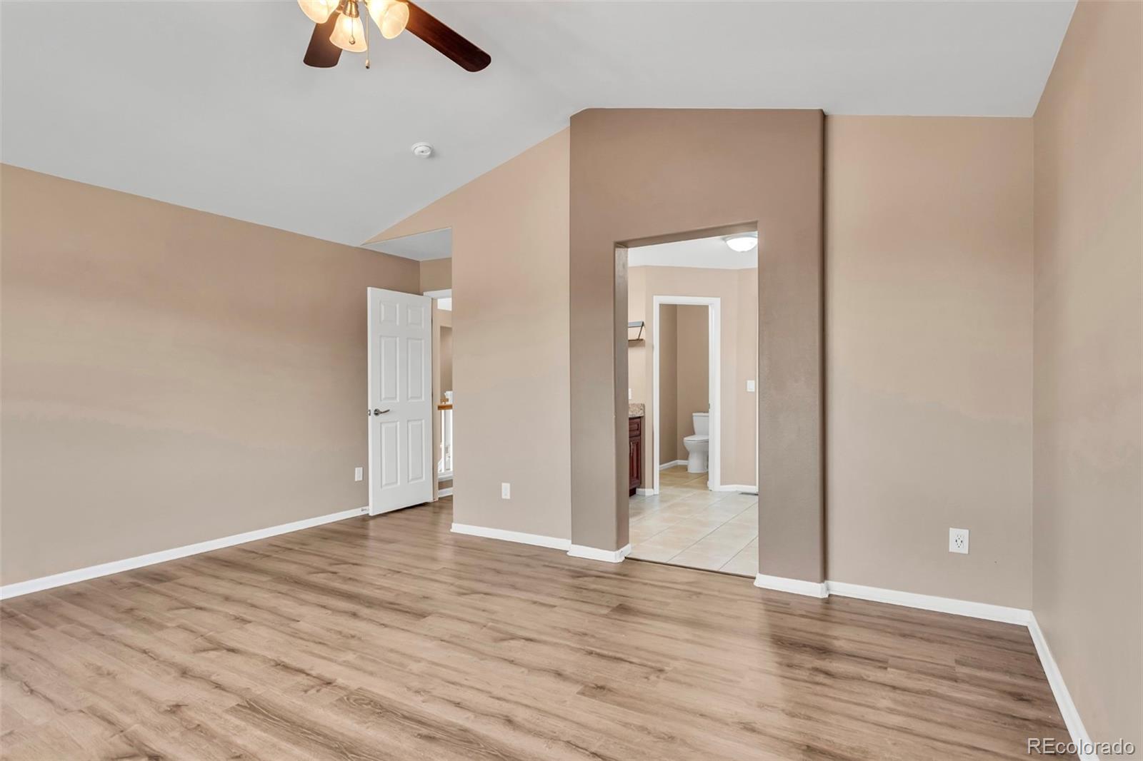 MLS Image #13 for 6096 s shawnee street,aurora, Colorado