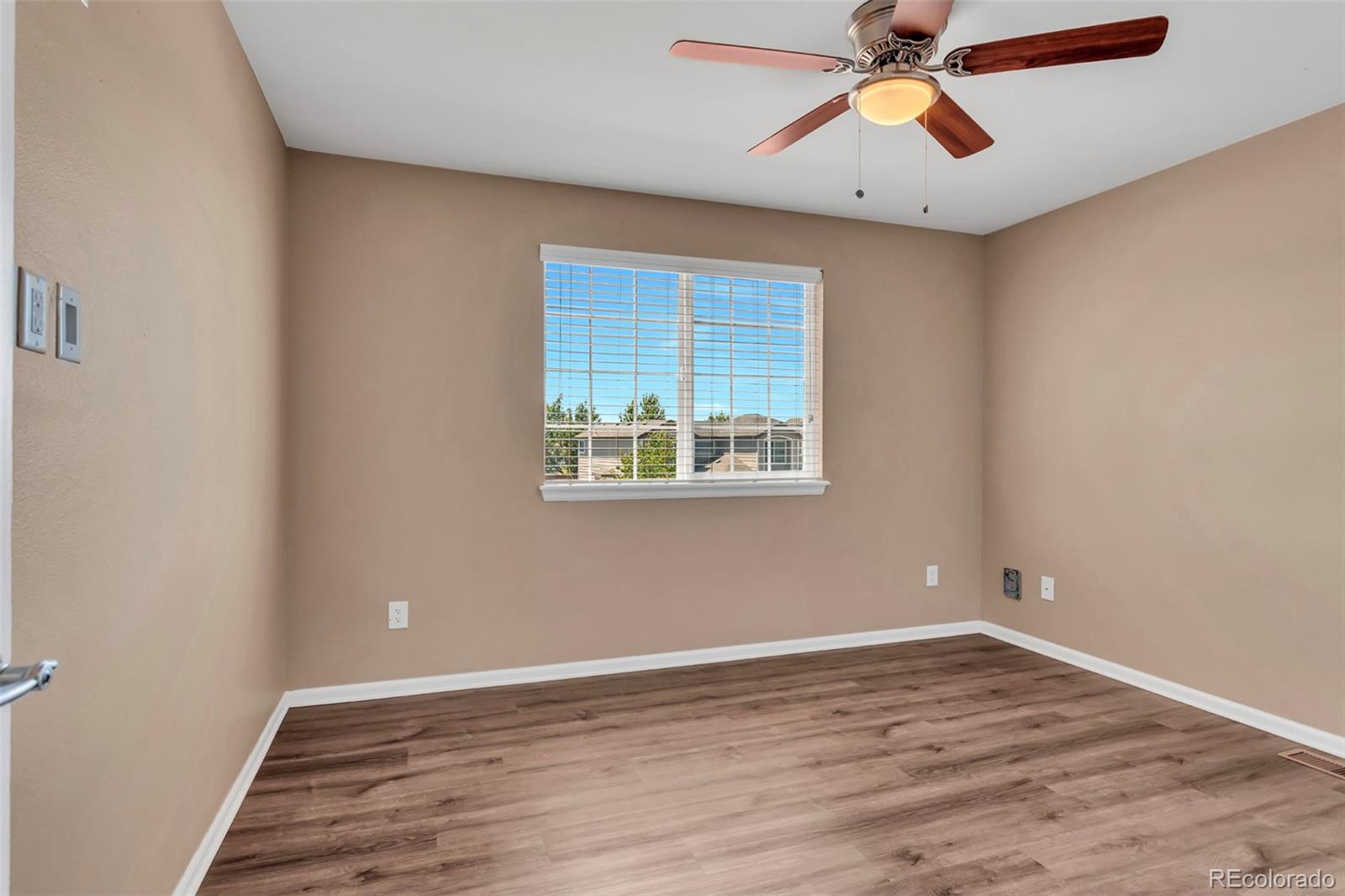 MLS Image #19 for 6096 s shawnee street,aurora, Colorado