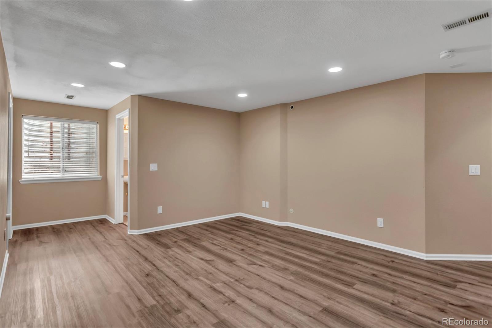 MLS Image #24 for 6096 s shawnee street,aurora, Colorado